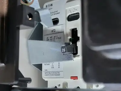 Used EATON SVX005A1-5A4N1 Switchgears British Columbia CA | Lenmark #240182