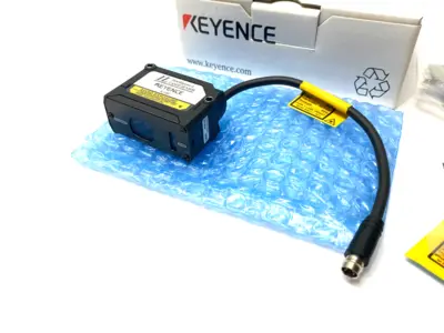 USED KEYENCE CMOS MULTI-FUNCTION ANALOG LASER SENSOR HEAD