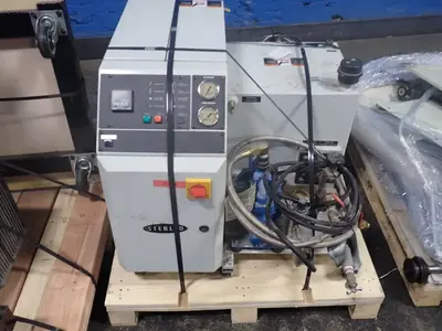 USED 2004 (GBC) GENERAL BINDING CORPORATION VOY3029