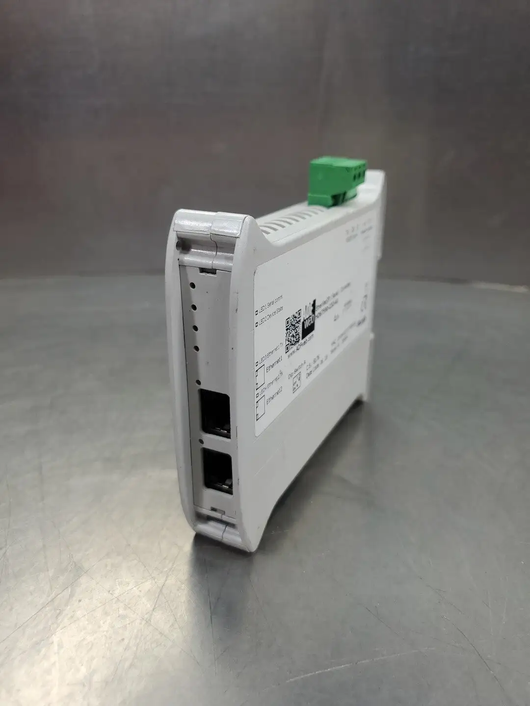 ADFweb HD67590-232-A1 Industrial Ethernet/IP/Serial Converter. 3D-39