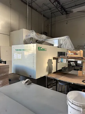 2009 TOSHIBA EC240NIIV30-8B Horizontal Plastic Injection Molding Machines | JYC MACHINERY (1)