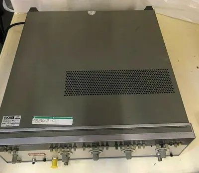HEWLETT PACKARD 214B PULSE GENERATOR