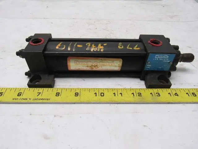Used HENNELLS _UNKNOWN_ Pneumatic Cylinders | Arrow Industrial #632825