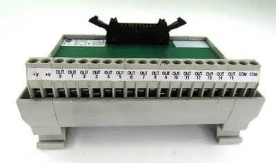 USED ALLEN BRADLEY 1492-IMF20F