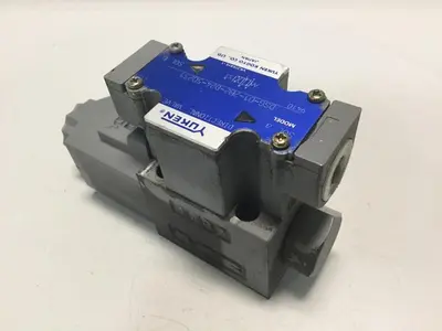 USED YUKEN DSG-01-2B2-D24-50251