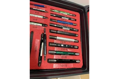Used _UNKNOWN_ _UNKNOWN_ Pin & Plug Gages Utah US | KD Auctions #1549385