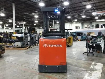 USED 2019 TOYOTA 8BPU15