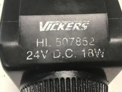 USED VICKERS DG4V-3-2A-M-U-HL7-60