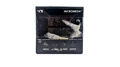 CN77544 | Omega  Micromega Temperature Controller 90-250V 7W - For parts or not working