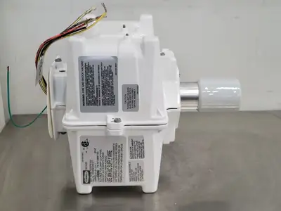 NEW HUBBELL BL-A250P8-WH