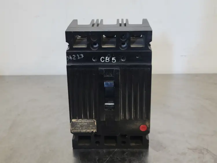 Used GENERAL ELECTRIC TED134010 Switchgears British Columbia CA | Lenmark #241744