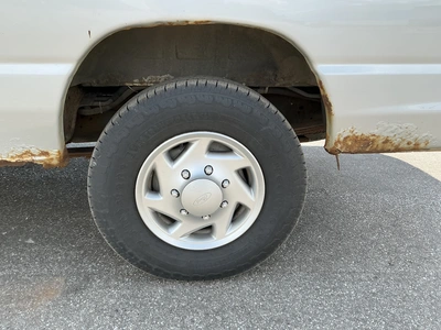 Used 2005 FORD E-350 Vans Michigan US | Miedema Asset Management Group #1322353