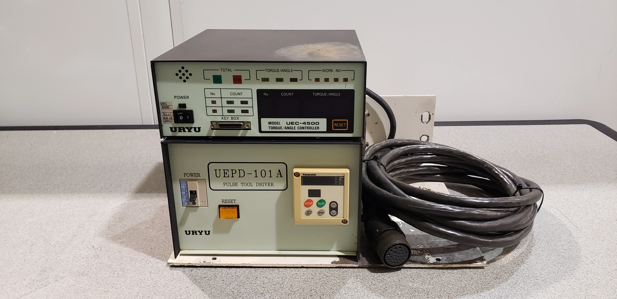 URYU UEC-4500 Torque/Angle Controller