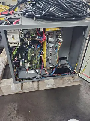 USED 2012 FANUC ARCMATE 100IC/6L