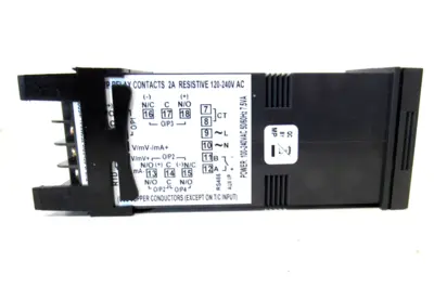 NEW HONEYWELL UDC1200