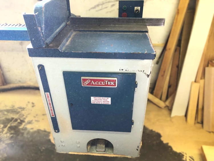 Used _UNKNOWN_ CS18L Woodworking Saws British Columbia CA | Coast Machinery Group #1224940
