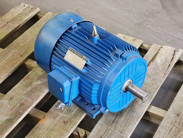 Used 2013 PARKHAVEN INDUSTRIES PEG5-12-215T Motors (misc) British Columbia CA | Lenmark #246664