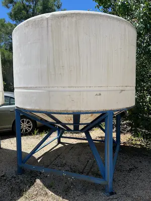 Holding Tank 1500 Gallon Holding Tanks | Envoy Equipment LLC (1)