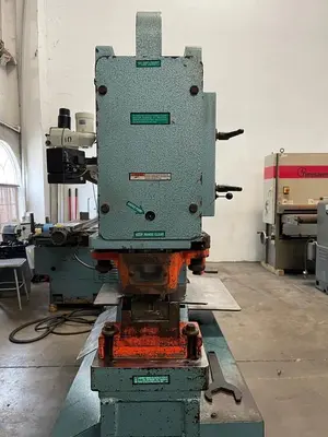 SCOTCHMAN 12012 120 Ton Hydraulic Ironworker
