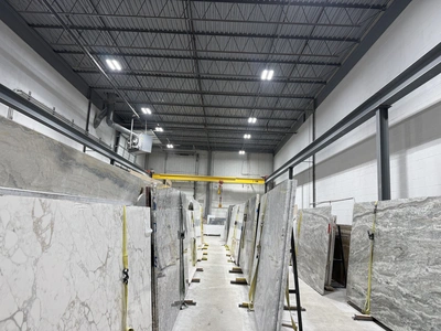 BLACK BEAR _UNKNOWN_ Gantry, Bridge-Type Cranes | The Right Machinery (1)