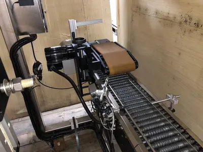USED SOUTHERN CALIFORNIA PACKAGING CO. ST 1100 TUBE LABELER