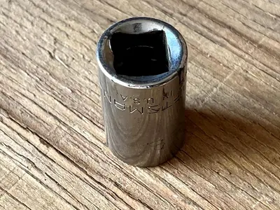Craftsman USA 5/8" 12 Point 1/2" Drive Socket 47505 -V- Series                 g