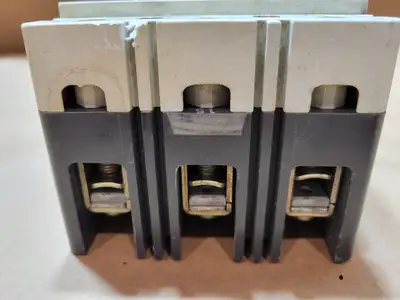 New | in-Stock WESTINGHOUSE HFD3015 Switchgears British Columbia CA | Lenmark #1436501