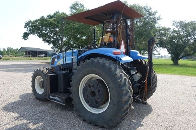 Used 2010 NEW HOLLAND T6030 Tractors & Trailers Texas US | Proxy Equipment #1377846