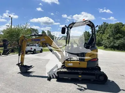 USED 2021 XCMG XE27U
