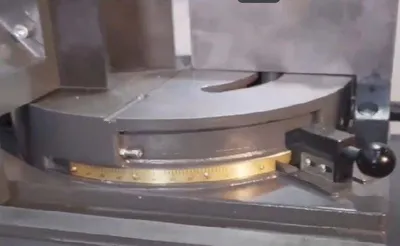 JLH S-230DM Horizontal Band Saws | Precision Cutting Solutions (4)