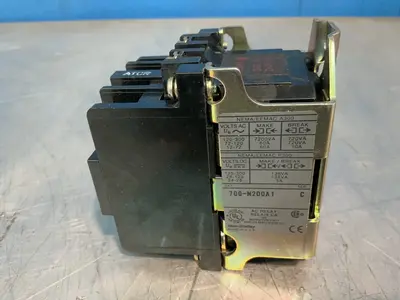 Used ALLEN BRADLEY 700N200A1 Relays & Switches Ohio US | HGR 24 #1325972