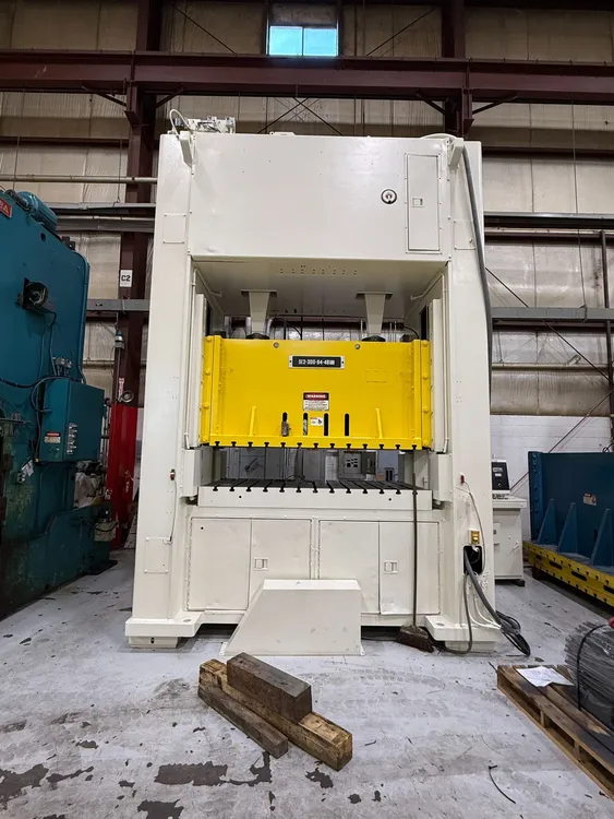 1995 CLEARING NIAGARA SE2-300-84-48UH Straight Side Mechanical Stamping Presses | Rygate LLC