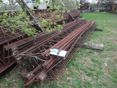 Metal Trusses - 45'L x 24"W & 24'L x 14"W