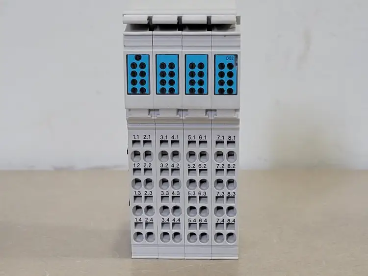 Used REXROTH R-IB IL 24 DI32/HD-PAC Switchgears British Columbia CA | Lenmark #241292