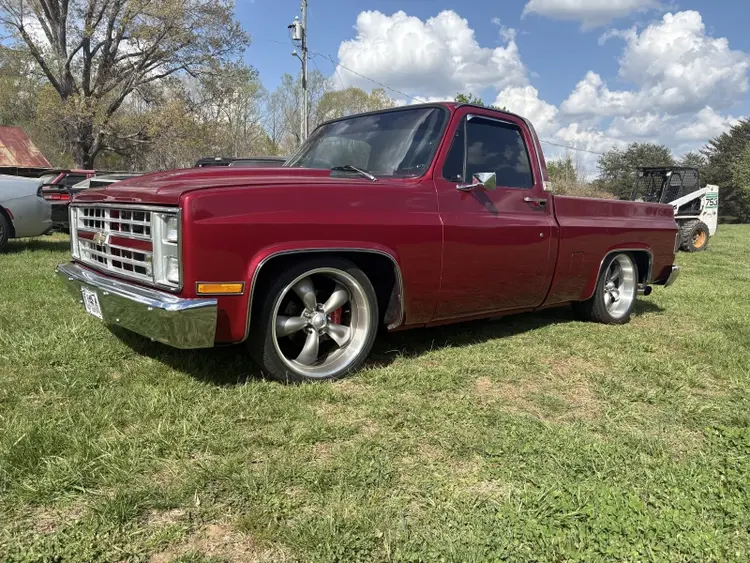 Used 1986 CHEVROLET C10 Pickup Trucks North Carolina US | Levan Equipment #1546321