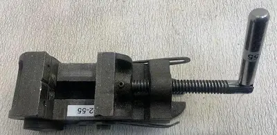 Used PIVOTAL VISE Misc Industrial Equipment Kentucky US | Aucto #686528