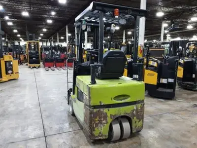 USED 2020 CLARK TMX15