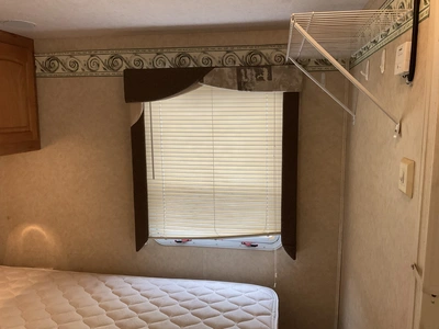 USED 2006 JAYCO GREYHAWK 31