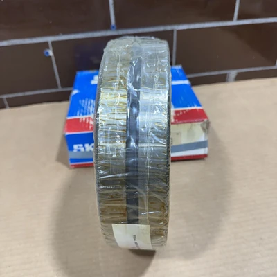NEW SKF 23034 CCK/W33