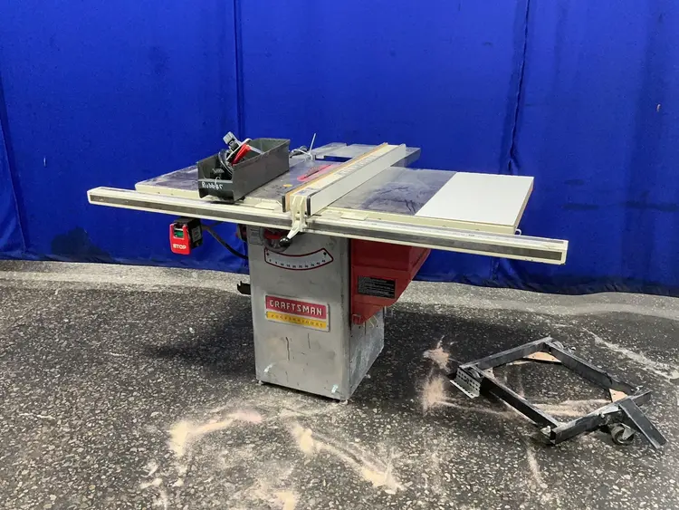 Used _UNKNOWN_ _UNKNOWN_ Woodworking Table Saws Ohio US | HGR 24 #1372989