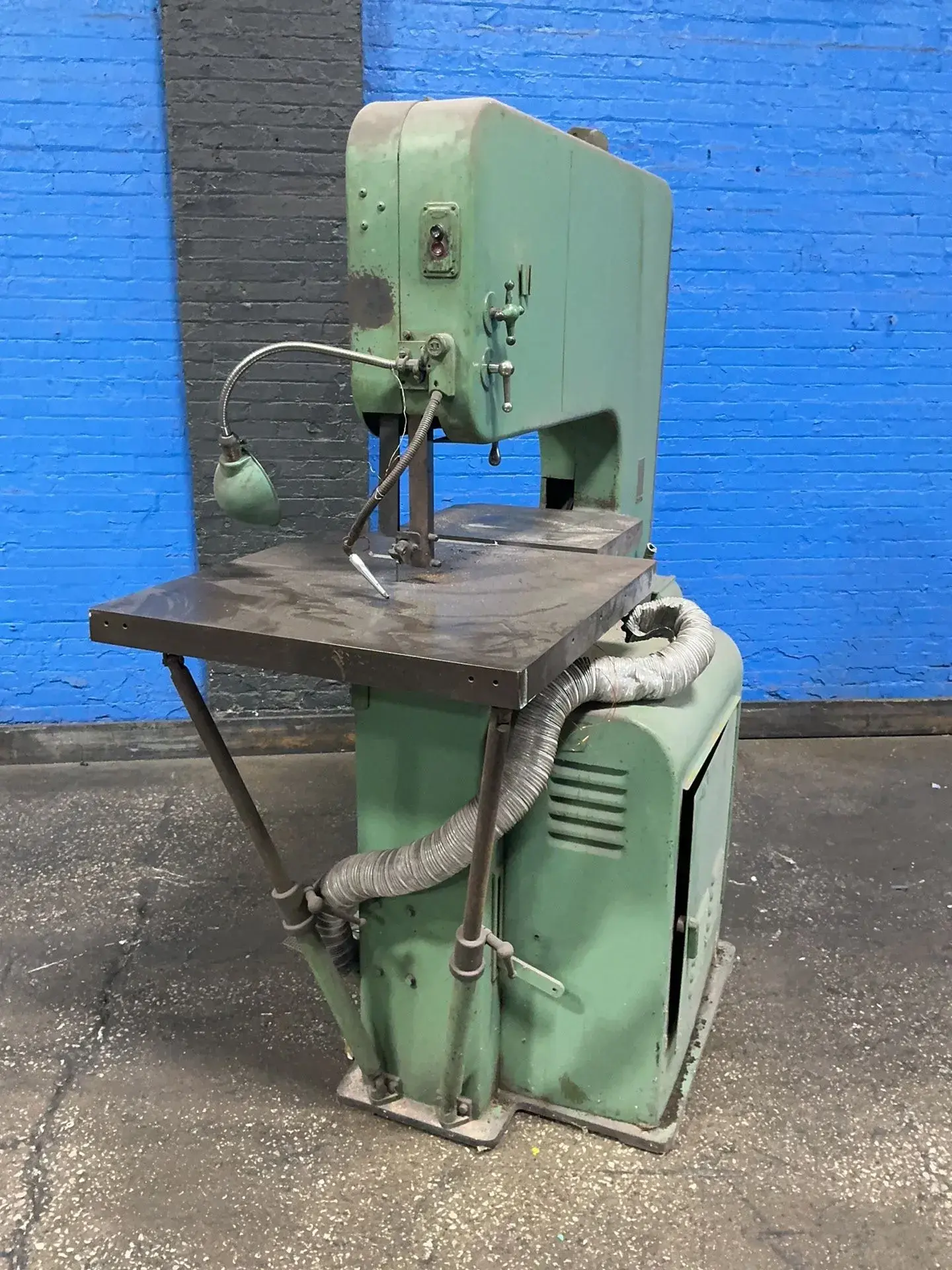 Used DOALL V36 Vertical Band Saws Ohio US | HGR 24 #1503712