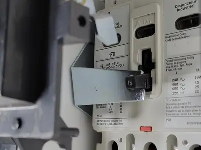 60/15 Amp MCC Circuit Breaker HFD3060/HFD3015 w/ Limiter LFD3070R