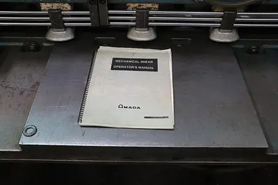 1/4" x 6' AMADA MECHANICAL SHEAR MODEL M-2060