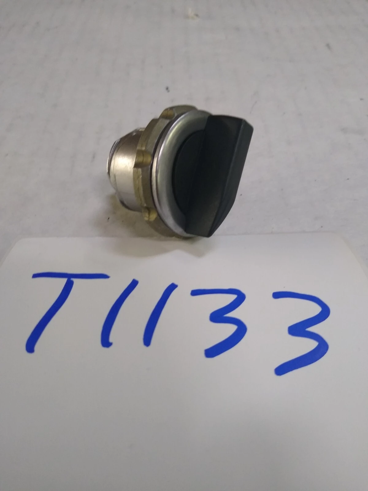 LOT OF 6  NORGREN  TTURN OF/ ONN CONTROL KNOB/ SWITCH BLACK