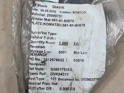 USED KOMATSU 561-61-85670
