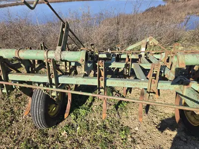 USED 2000 JOHN DEERE C20