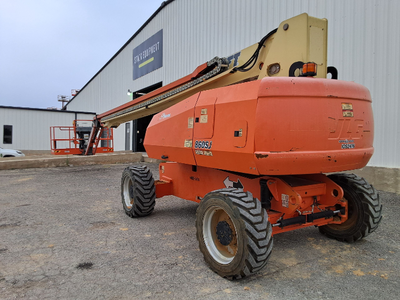 USED 2022 JLG 860SJ