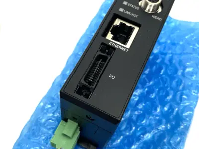 USED KEYENCE SENSOR AMPLIFIER MAIN UNIT FOR IV-G, 32-PROGRAMS