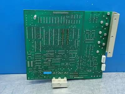 USED HAAS AUTOMATION 323051E