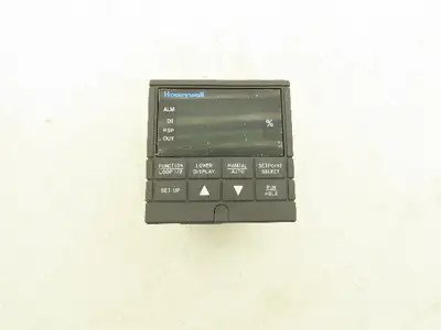 Honeywell DC330B-KE-003-21-000000-E0-0 UDC3300 Digital Temperature Controller